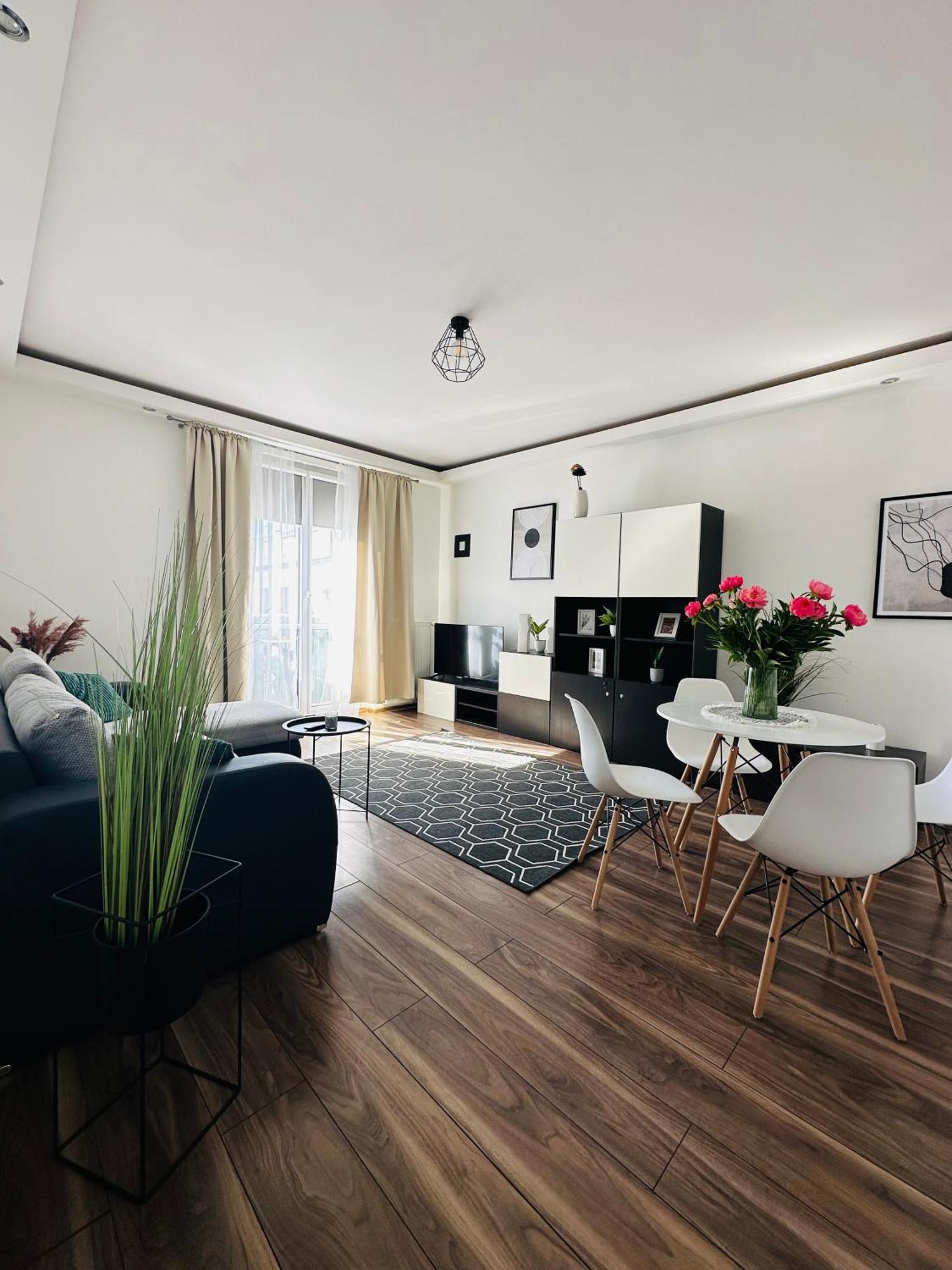 Centrum 2-bedroom * Częstochowa
